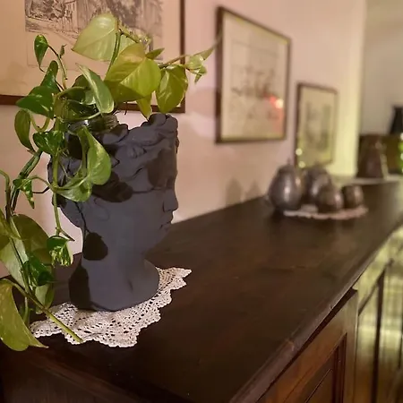 Fonte Del Menotre Foligno